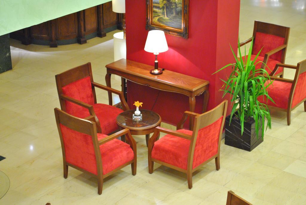 Al Fanar Palace Hotel And Suites Amman Bagian luar foto