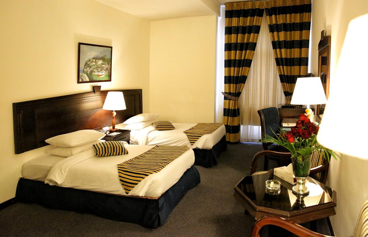 Al Fanar Palace Hotel And Suites Amman Bagian luar foto